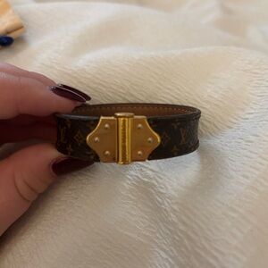 women’s louie vuitton bracelet